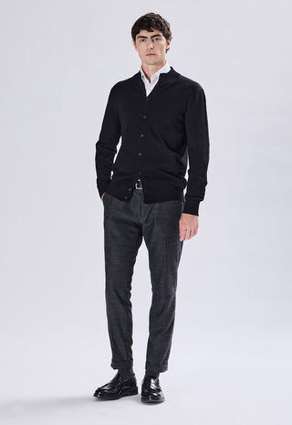 Cardigan Neck con Bottoni