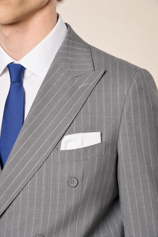 Abito Doppiopetto Gessato|Colore:Grigio