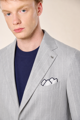 Giacca Gessata Monopetto con Tasche a Toppa|Colore:Grigio