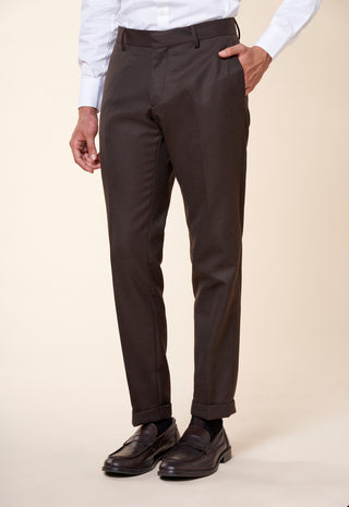 Pantaloni Uomo con Pinces e Risvolto al Fondo|Colore:Marrone