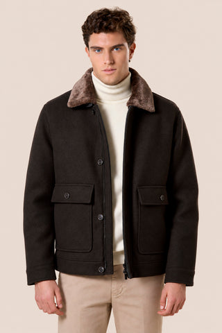 Bomber Uomo Corto Collo Morbido e Tasche Applicate|Colore:Marrone