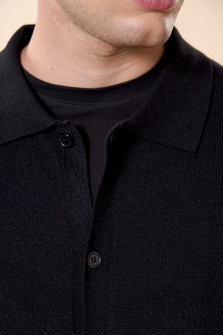 Maglia Uomo con Collo a Camicia e Bottoni|Colore:Black