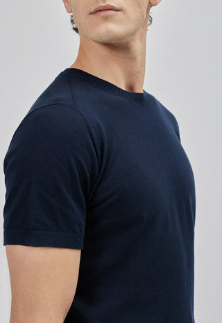 Dark blu