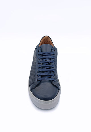 Sneakers tomaia forata